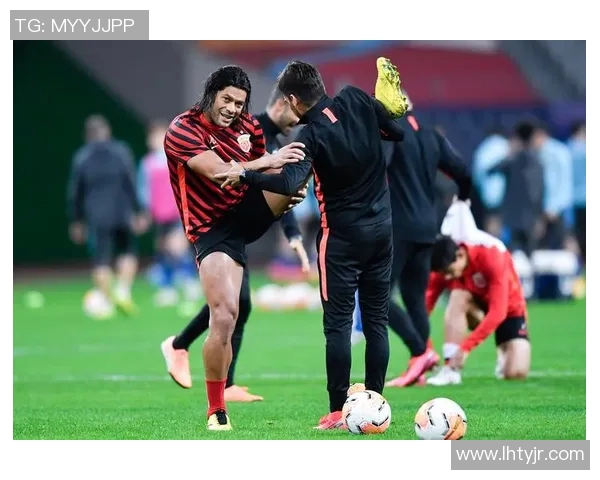 江苏苏宁易购迎战上海港激烈对决引发球迷热议与期待